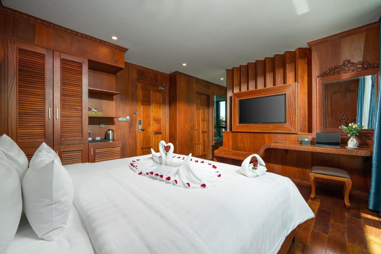 Monalisa Luxury Hotel Дананг Екстериор снимка