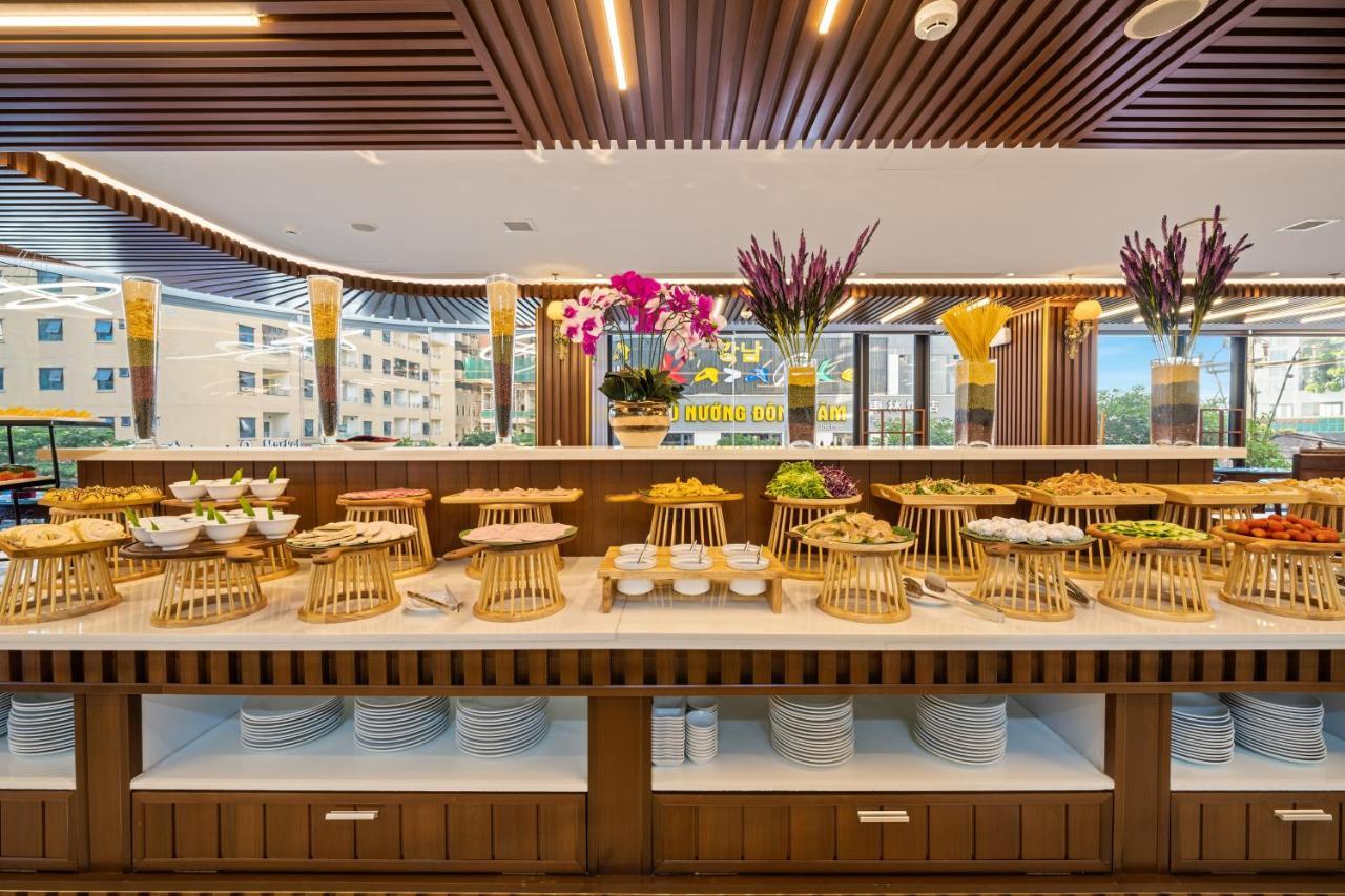 Monalisa Luxury Hotel Дананг Екстериор снимка