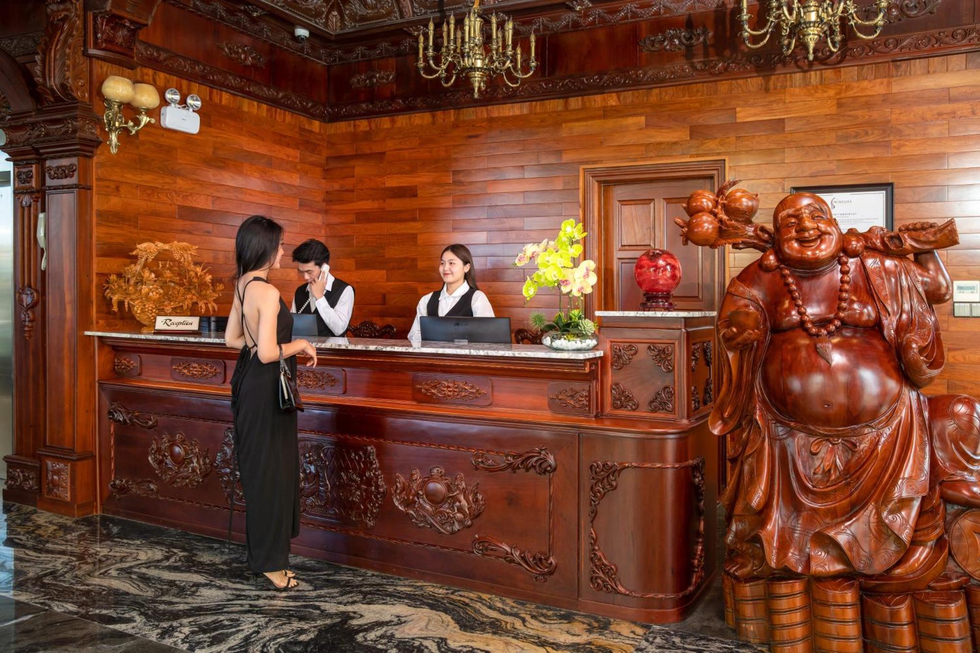 Monalisa Luxury Hotel Дананг Екстериор снимка